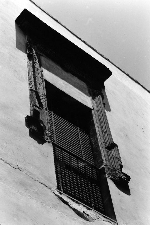 mostra di finestra - ambito salentino (prima metà sec. XVIII)