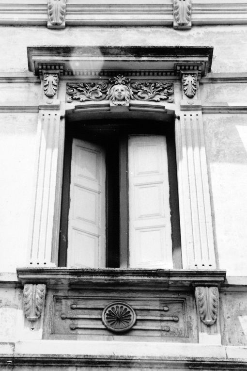 mostra di finestra, coppia - ambito salentino (primo quarto sec. XX)