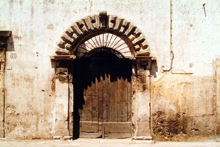 portale - ambito salentino (secc. XVI/ XVII)