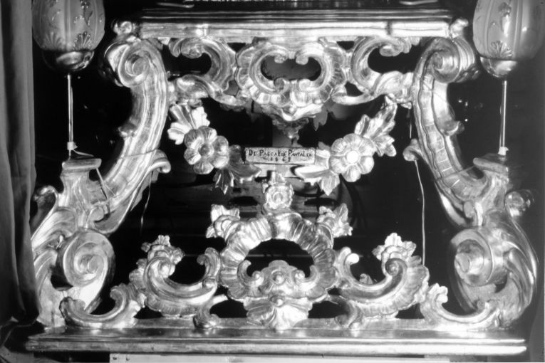 piedistallo di statua - ambito salentino (prima metà sec. XVIII)