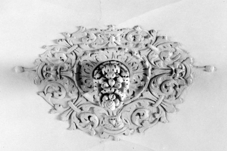 decorazione plastica - ambito salentino (primo quarto sec. XVIII)