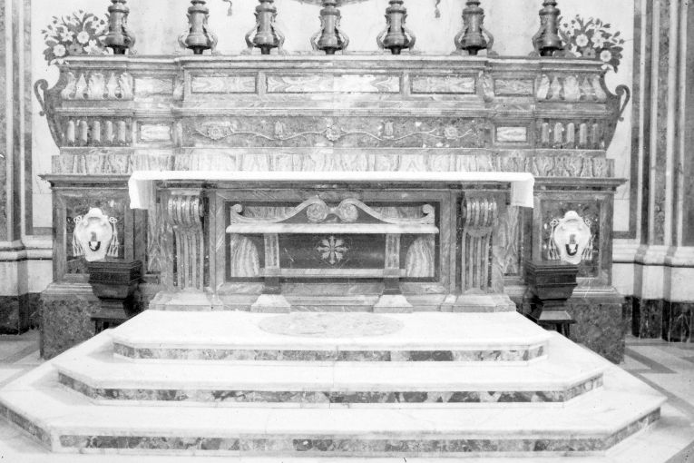 altare maggiore - produzione pugliese (sec. XIX)