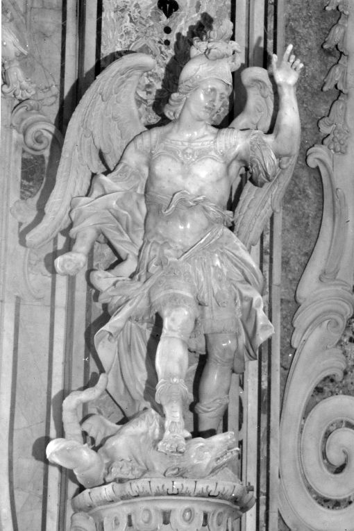 San Michele Arcangelo (statua) di Sanmartino Giuseppe (attribuito), Cimafonte Giovanni (attribuito) (sec. XVIII)
