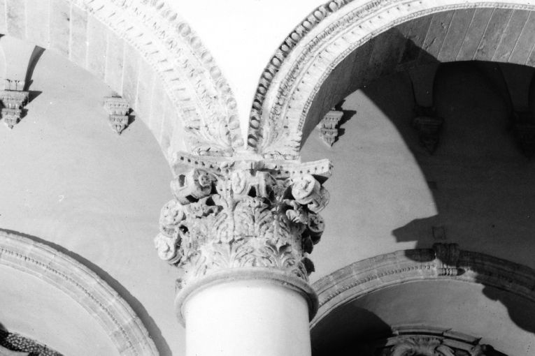 capitello, serie - ambito salentino (seconda metà sec. XVI)