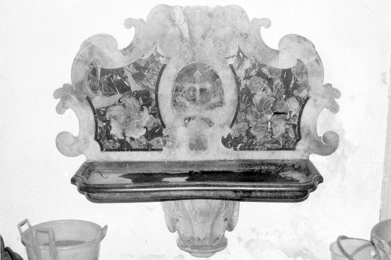 lavabo - produzione pugliese (metà sec. XVIII)