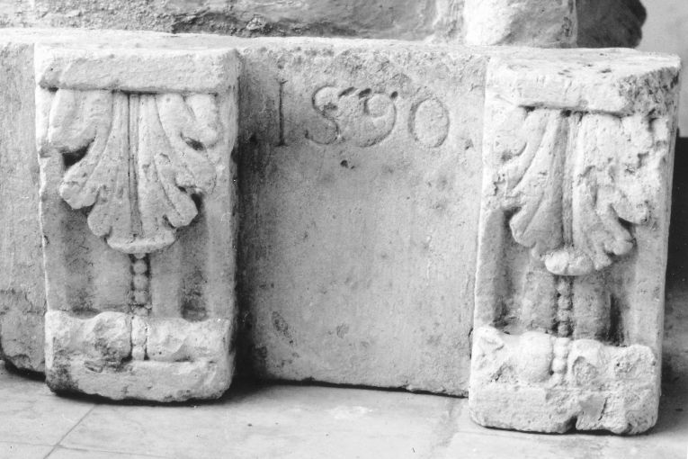 lapide - ambito pugliese (sec. XVI)