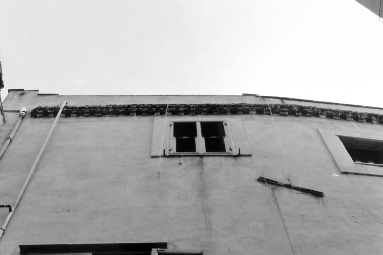 cornice - ambito pugliese (sec. XVIII)