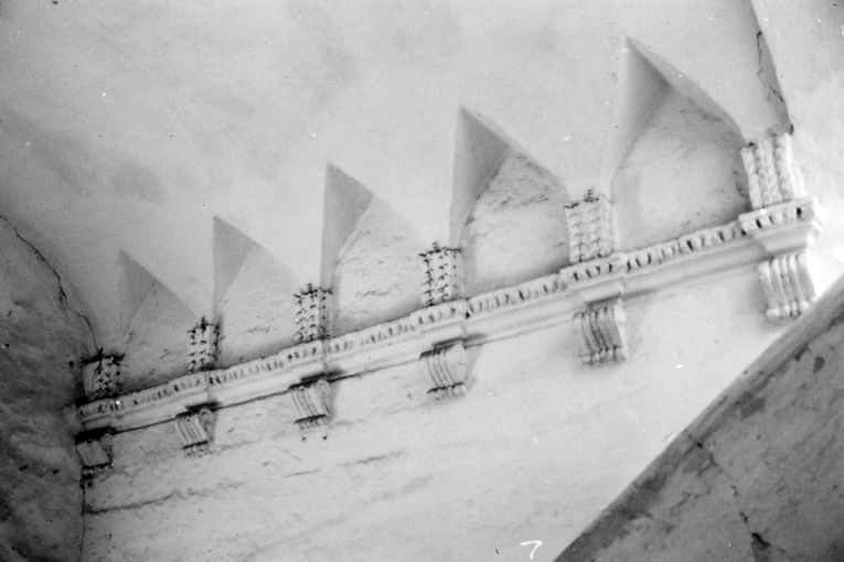 cornice, serie - ambito pugliese (fine/inizio secc. XVI/ XVII)