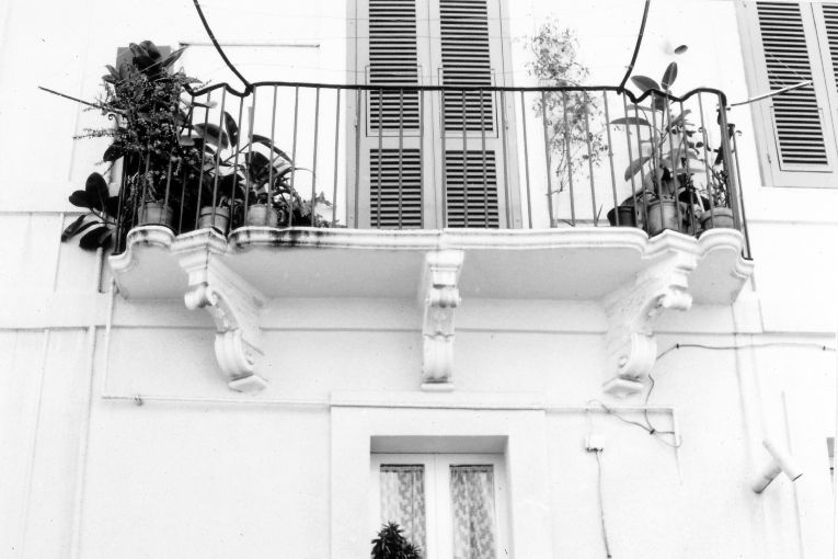 balcone - ambito pugliese (prima metà sec. XVIII)