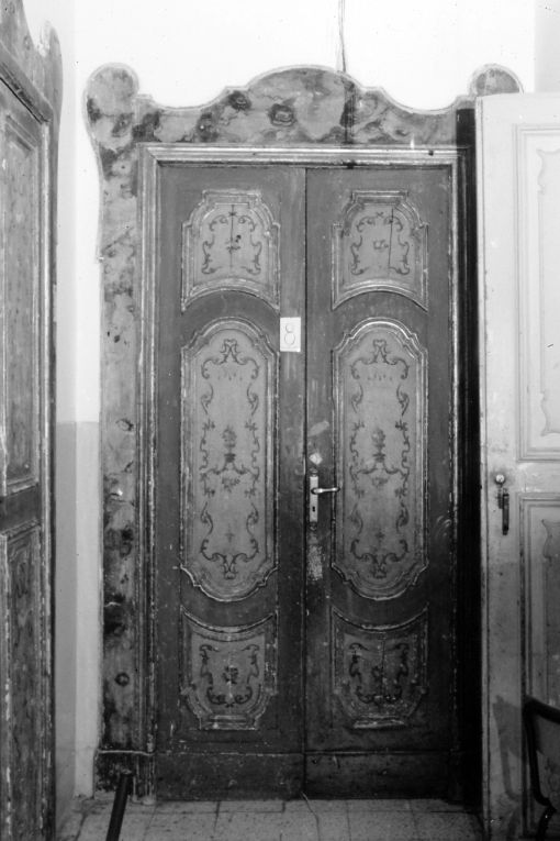 porta, coppia - ambito pugliese (sec. XVIII)