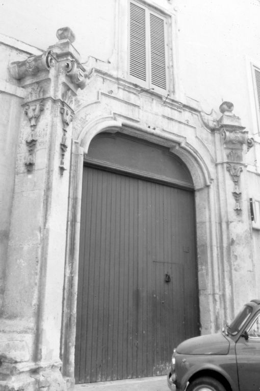 portale - produzione pugliese (sec. XVIII)