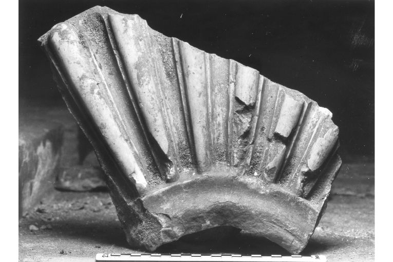 rilievo, frammento - ambito pugliese (sec. XVI)