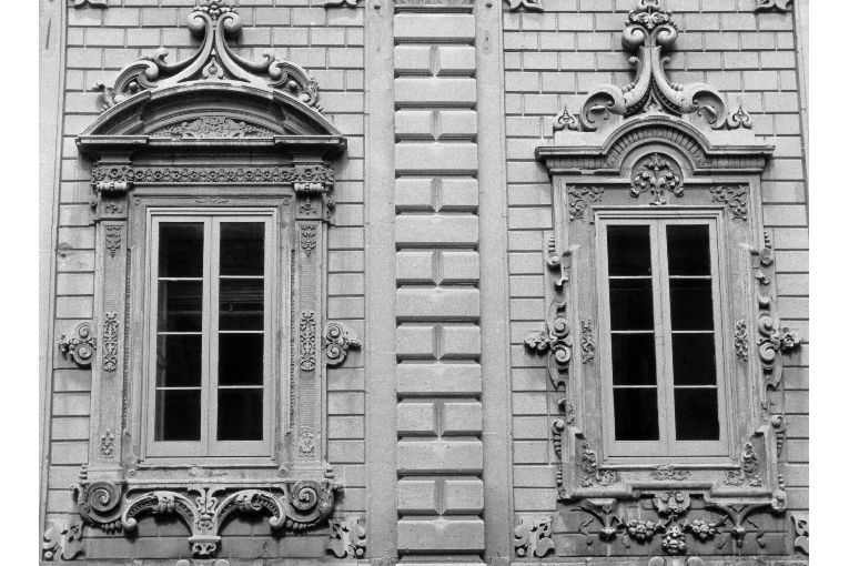 mostra di finestra, serie di Zimbalo Giuseppe (attribuito) (seconda metà sec. XVII)