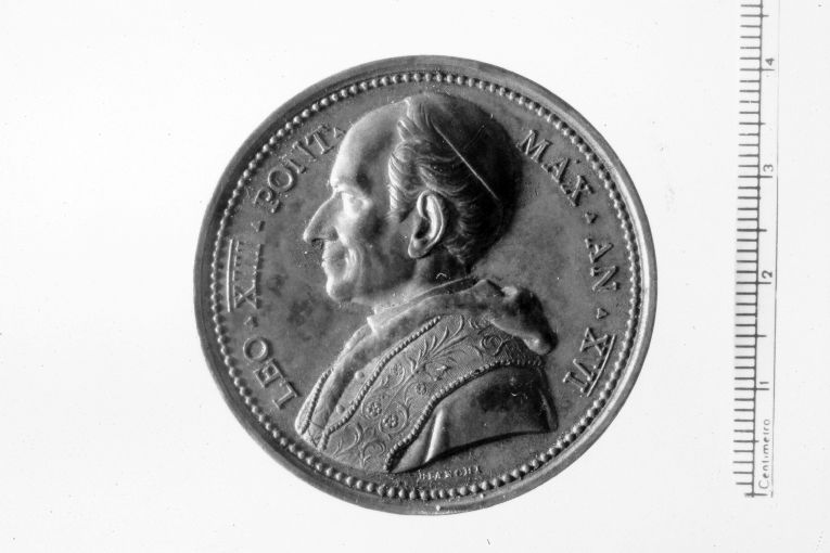 Ritratto di papa Leone XIII (recto)/ / Consacrazione episcopale di Leone XIII (verso) (medaglia) di Bianchi (sec. XIX)
