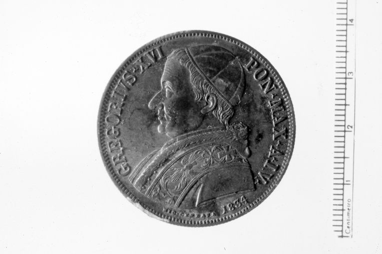 Ritratto di papa Gregorio XIII (recto)/ / Presentazione di Gesù al tempio (v erso) (medaglia) - ambito romano (sec. XIX)