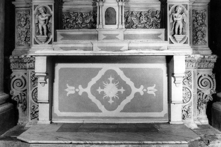 mensa d'altare - ambito salentino (sec. XVIII)