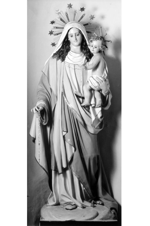 Madonna con Bambino (statua, opera isolata) - bottega salentina (primo quarto sec. XX)