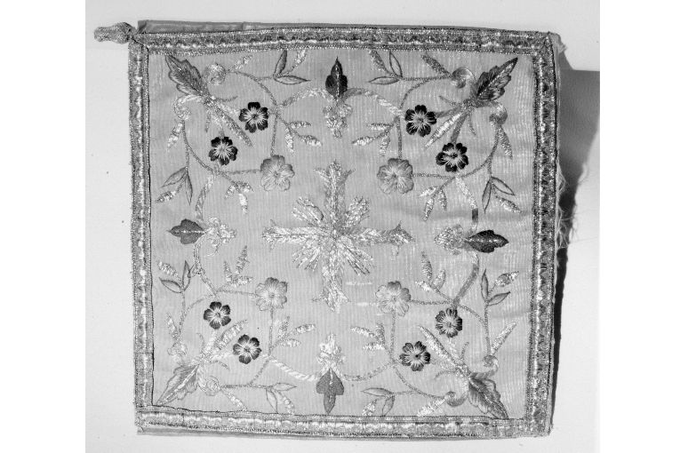 borsa del corporale - manifattura salentina (prima metà sec. XIX)