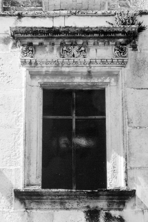 mostra di finestra di Pugliese Pietro Antonio (sec. XVII)