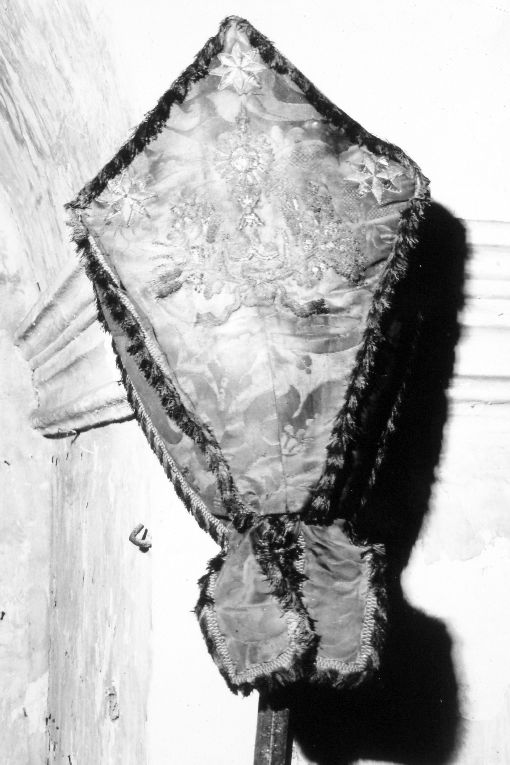 custodia - di croce - manifattura salentina (fine sec. XIX)