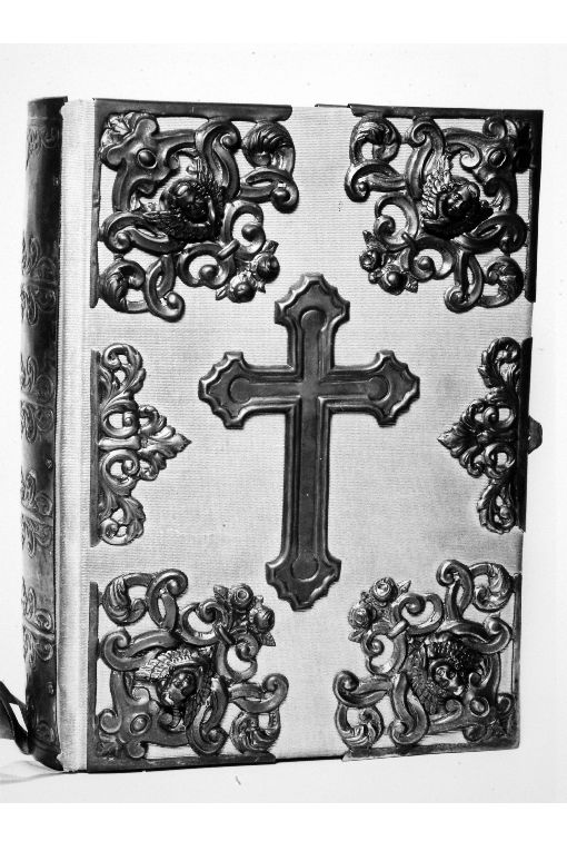 coperta di libro liturgico - manifattura italiana (sec. XIX)