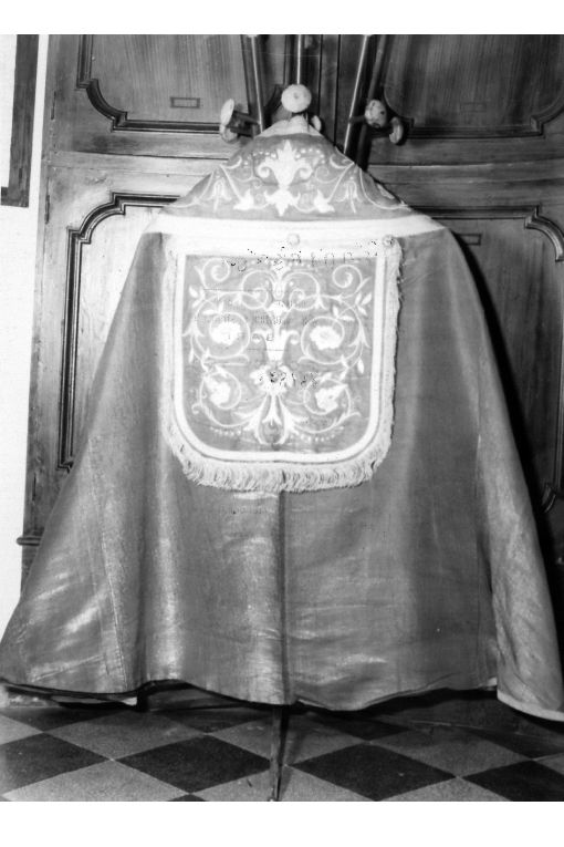 piviale - manifattura salentina (sec. XIX)