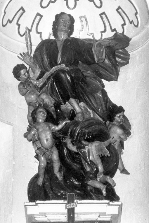 San Giovanni Evangelista fra gli angeli (gruppo scultoreo) di Fumo Nicola (sec. XVII)