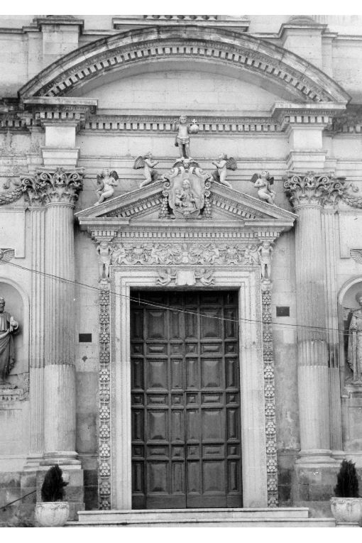 portale di Coluzio Michele (fine sec. XVI)