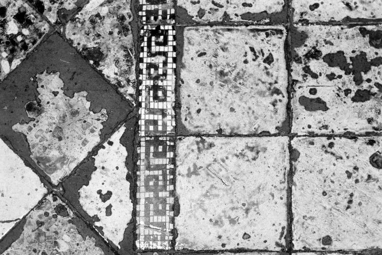 pavimento a mattonelle - manifattura Italia meridionale (inizio sec. XIX)