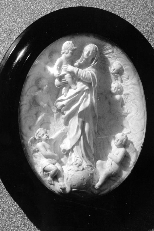 Madonna con Bambino (rilievo) - ambito salentino (sec. XIX)