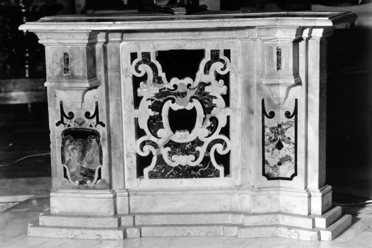 ambone, coppia - bottega napoletana (seconda metà sec. XVIII)