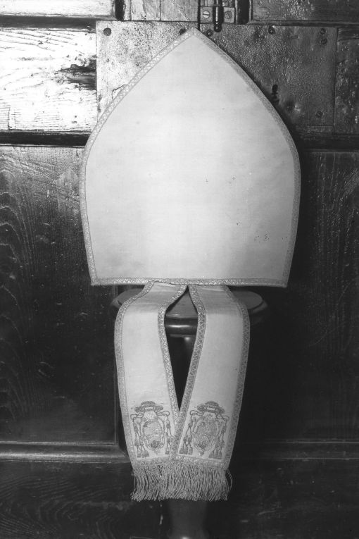 mitria - manifattura italiana (sec. XVIII)