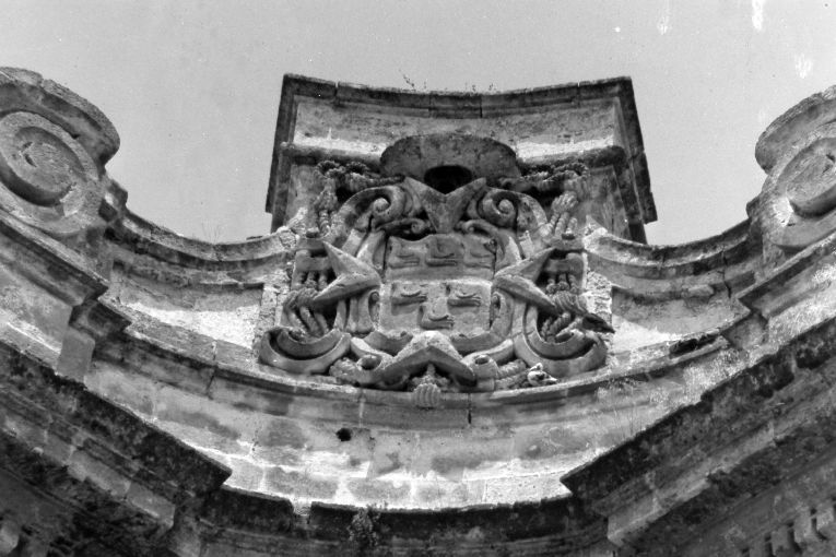 Arme Sanfelice (rilievo) di Sanfelice Ferdinando (sec. XVIII)
