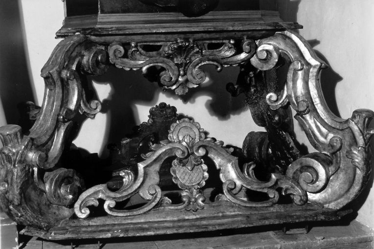 piedistallo di statua - ambito Italia meridionale (secc. XVIII/ XIX)