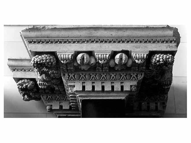 altare, frammento - ambito salentino (prima metà sec. XVIII)