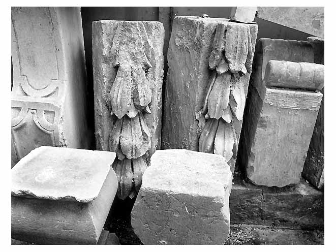 altare, frammento - ambito salentino (prima metà sec. XVIII)