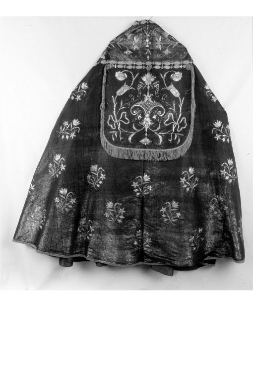 piviale - manifattura Italia meridionale (sec. XVIII)