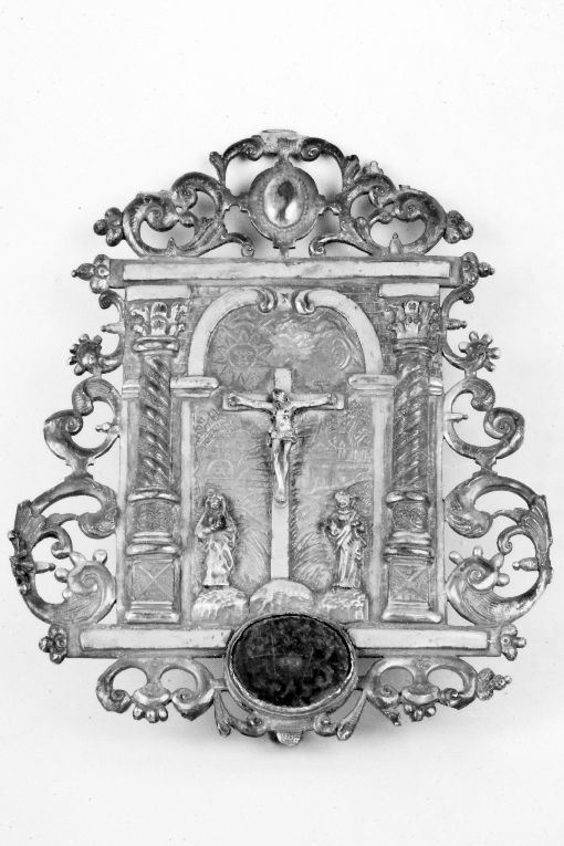 Crocifissione (pace) - manifattura parigina (?) (secondo quarto sec. XVII)