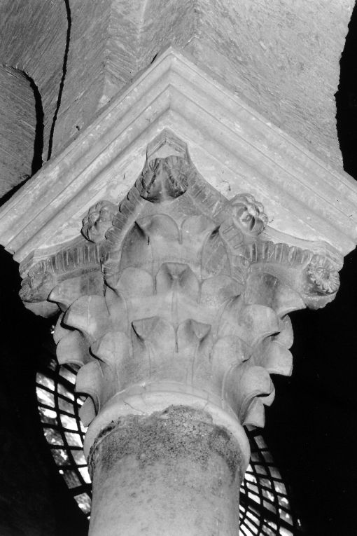 capitello - ambito salentino (sec. XII)