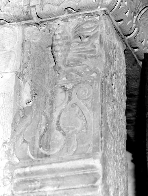 stipite - ambito pugliese (sec. XIII)