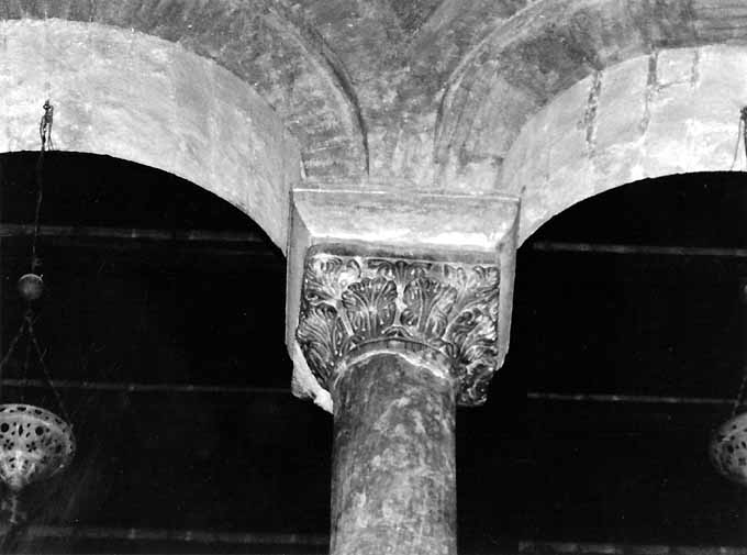 capitello - ambito pugliese (secc. X/ XVIII)