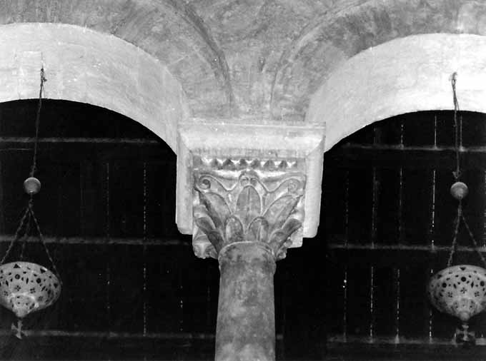 capitello - ambito pugliese (secc. X/ XVIII)