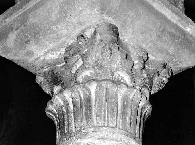 capitello - ambito pugliese (sec. XI)