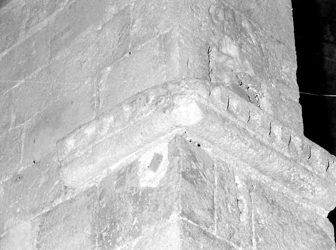 cornice, frammento - ambito pugliese (sec. XI)