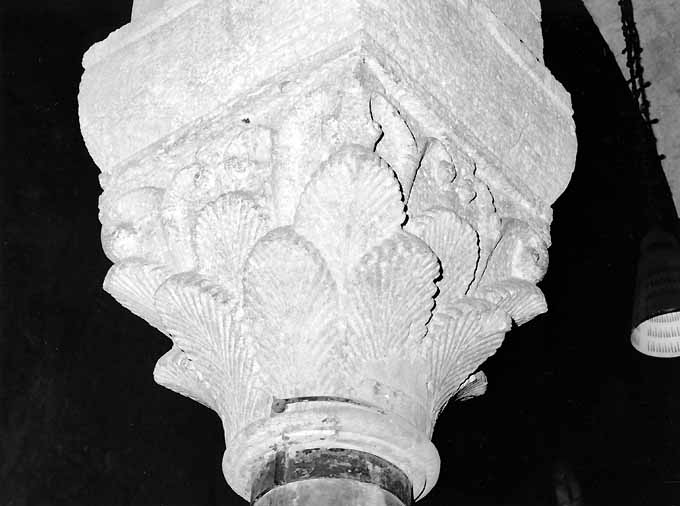 capitello - ambito pugliese (sec. XI)