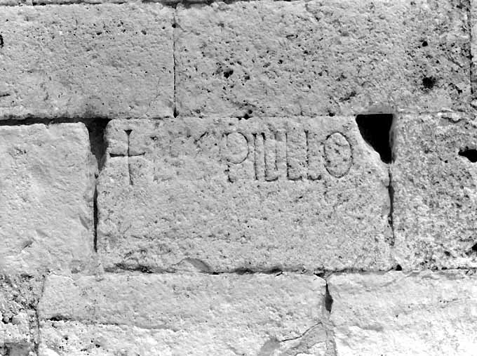 lapide - ambito pugliese (secc. XI/ XII)