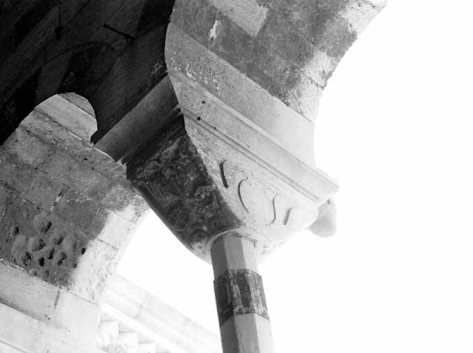 capitello - a gruccia - ambito pugliese (fine/inizio secc. XII/ XIII)