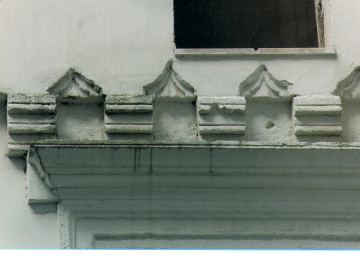cornice architettonica - ambito salentino (ultimo quarto sec. XVI)
