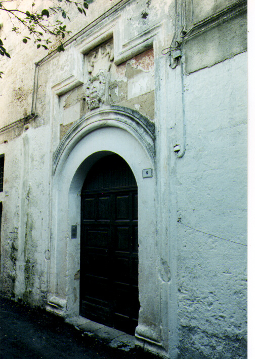 portale - ambito salentino (prima metà sec. XVI)