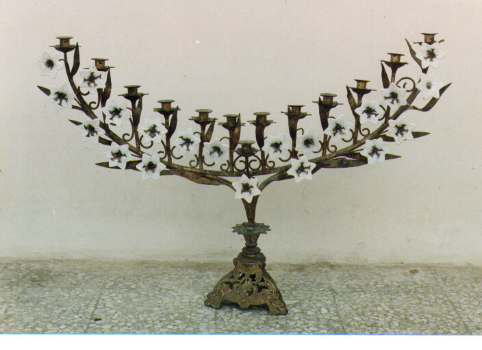 candelabro - ambito Italia meridionale (primo quarto sec. XX)